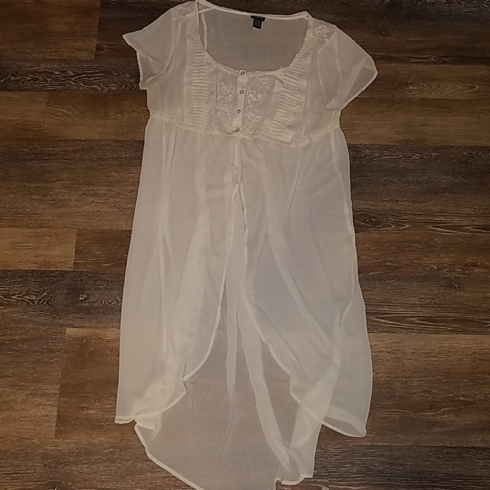 Torrid High low sheer top